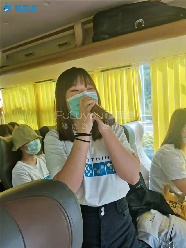 旅游車